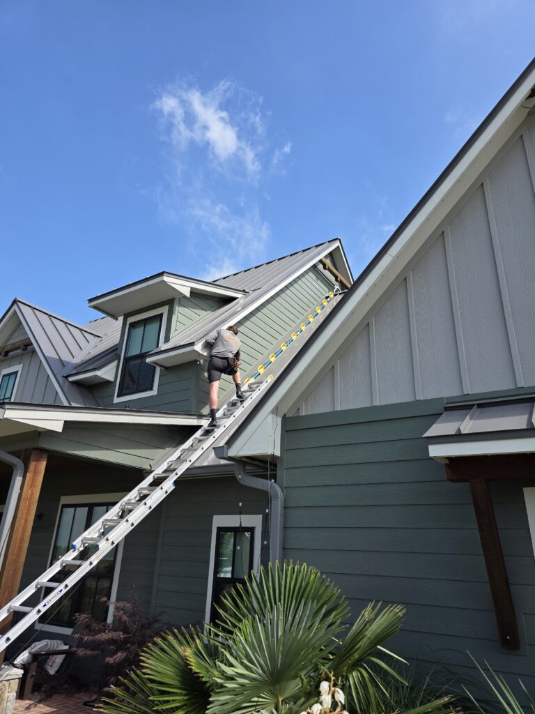 roof installation holiday lighting