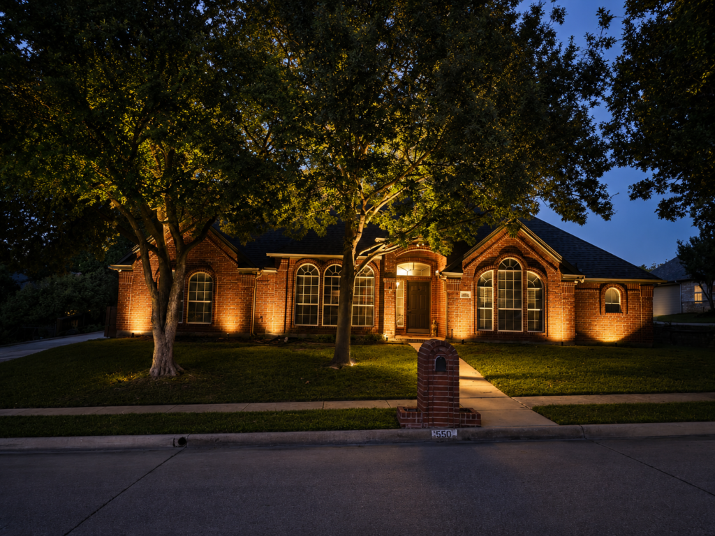 landscape lighting DFW